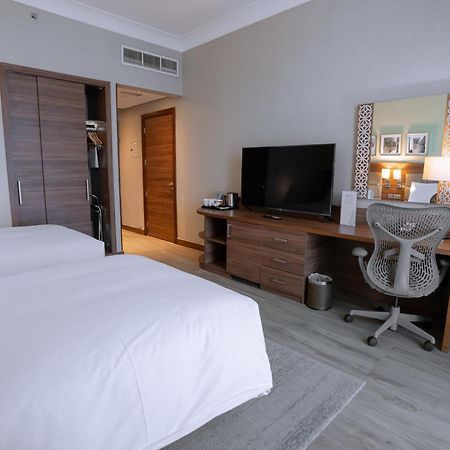 Hilton Garden Inn Dubai Deira Eksteriør billede
