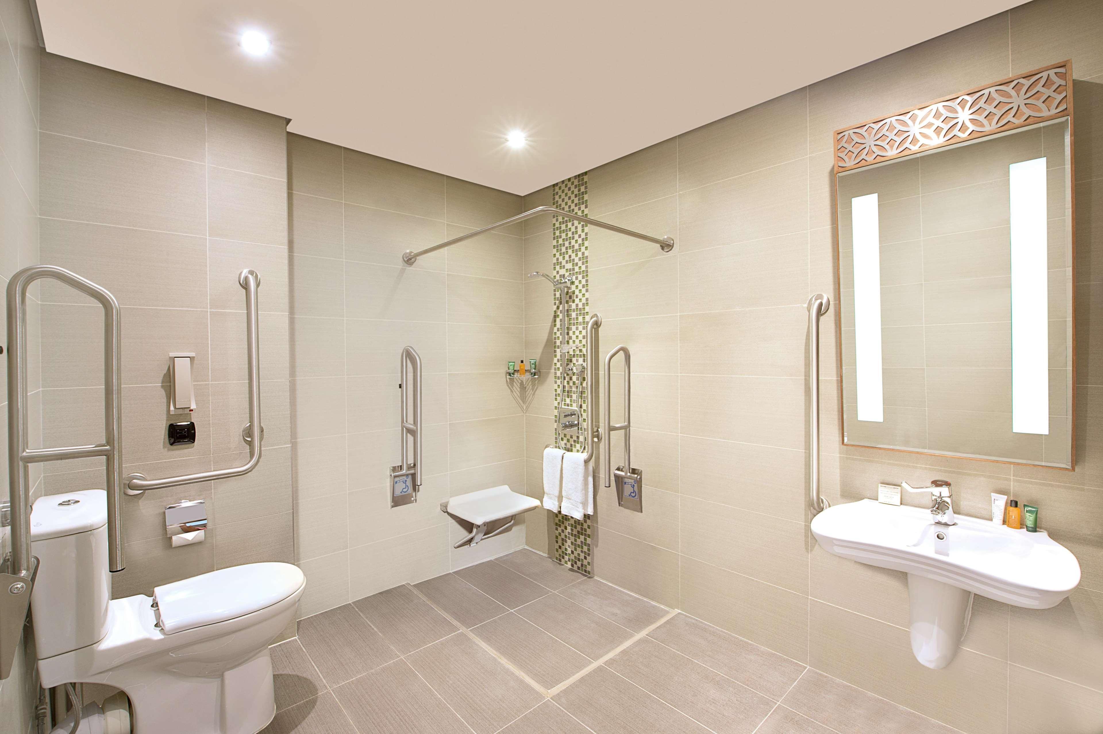 Hilton Garden Inn Dubai Deira Eksteriør billede