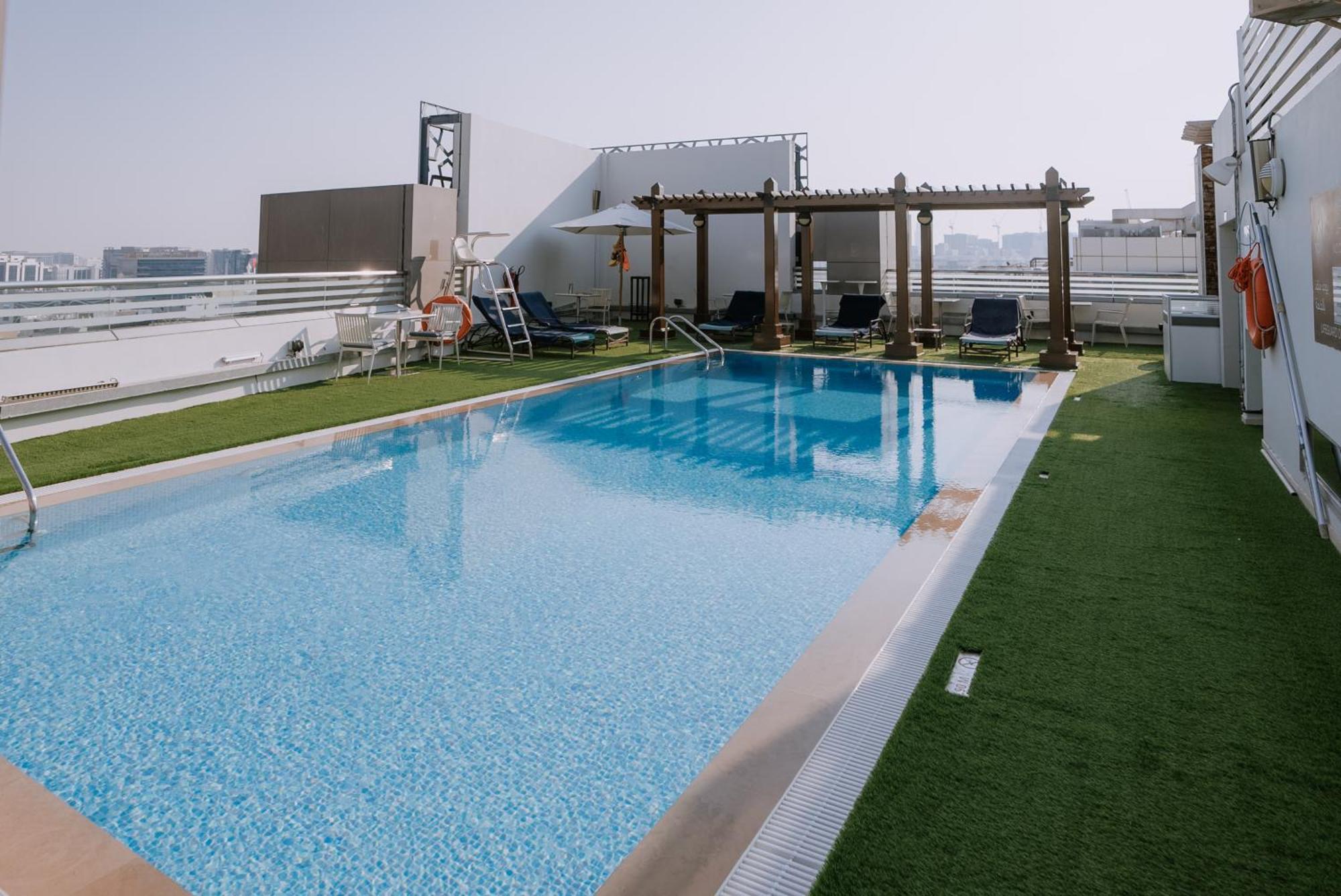 Hilton Garden Inn Dubai Deira Eksteriør billede