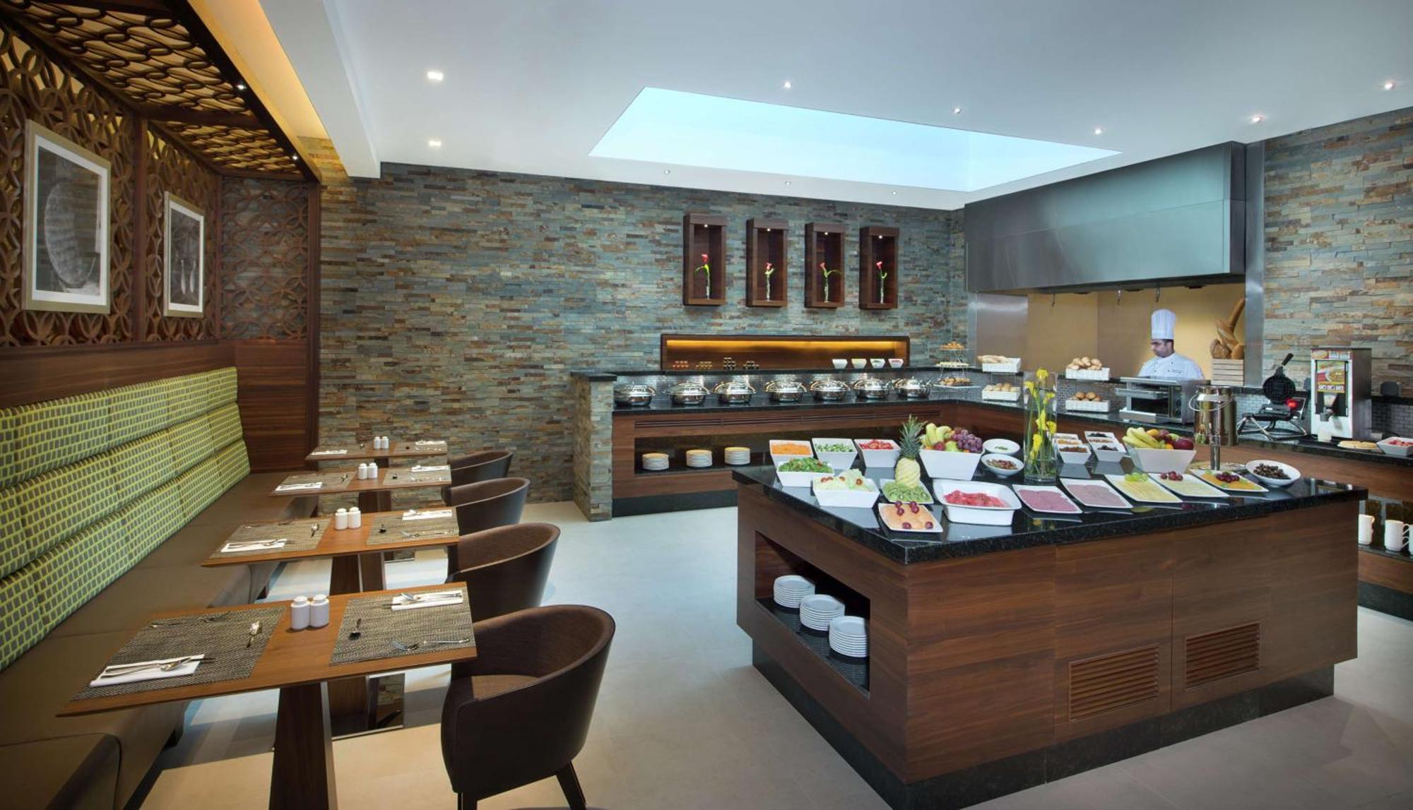 Hilton Garden Inn Dubai Deira Eksteriør billede