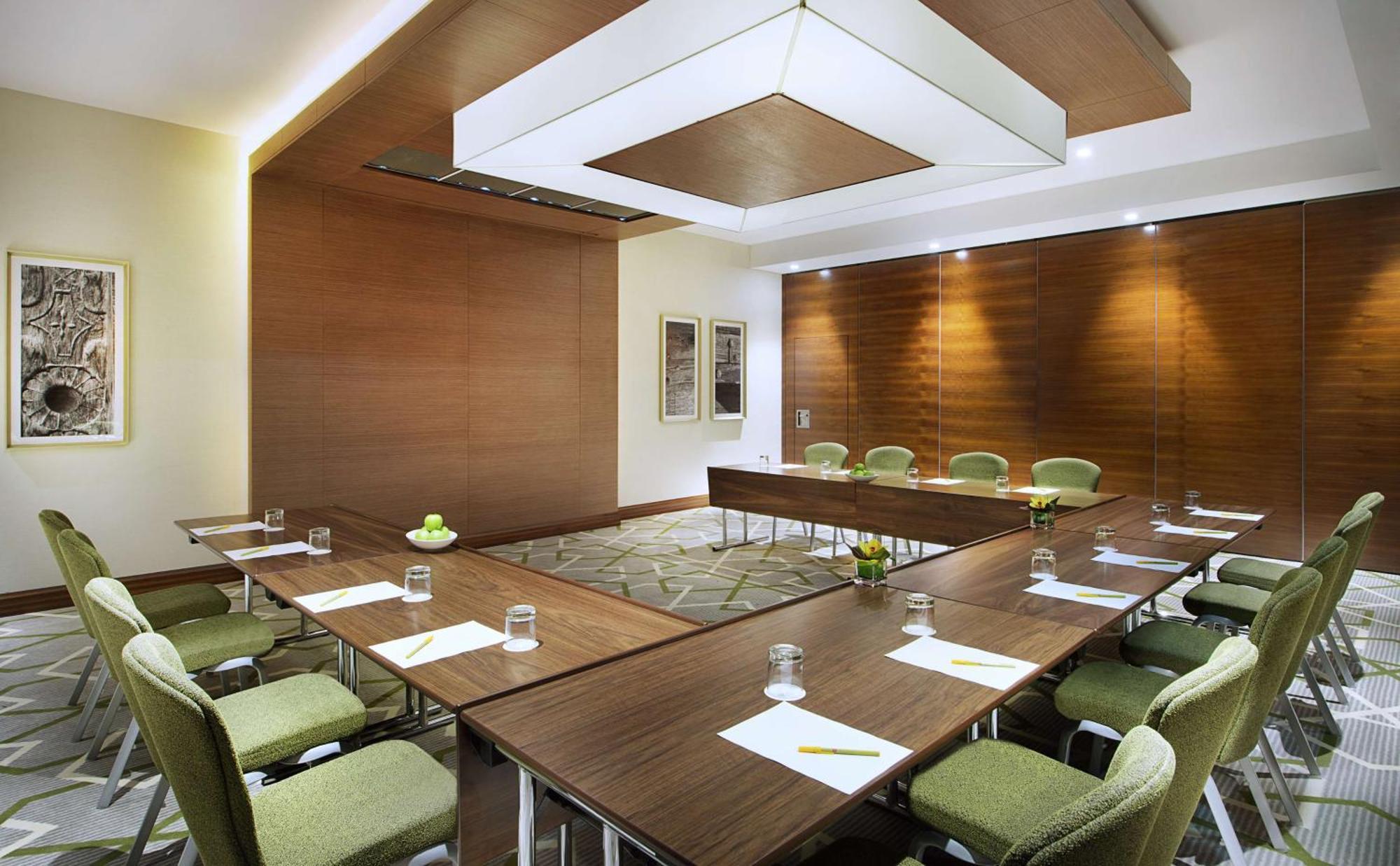 Hilton Garden Inn Dubai Deira Eksteriør billede