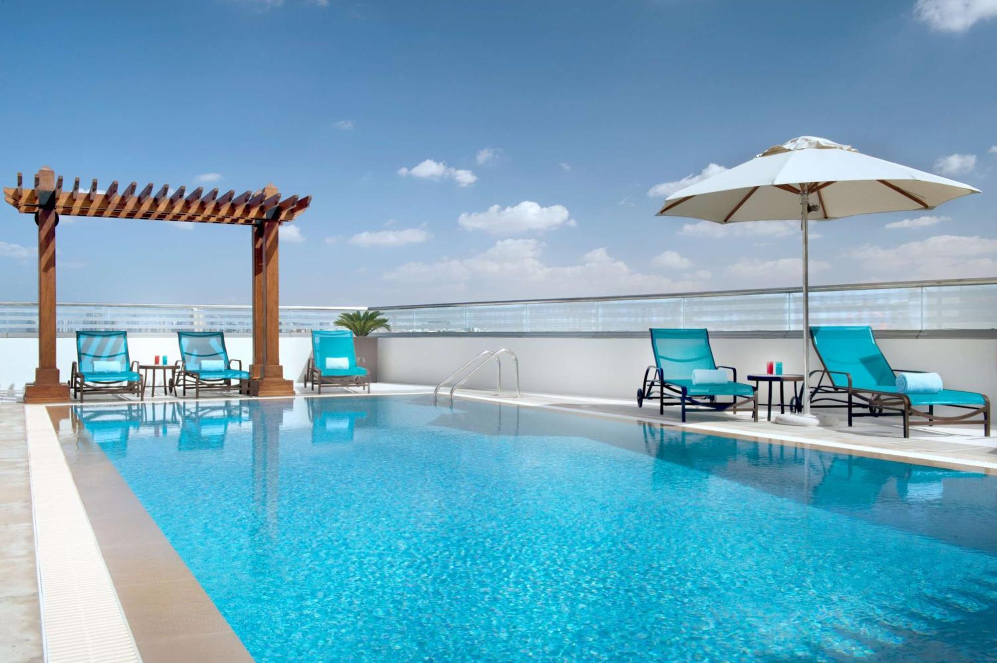 Hilton Garden Inn Dubai Deira Eksteriør billede